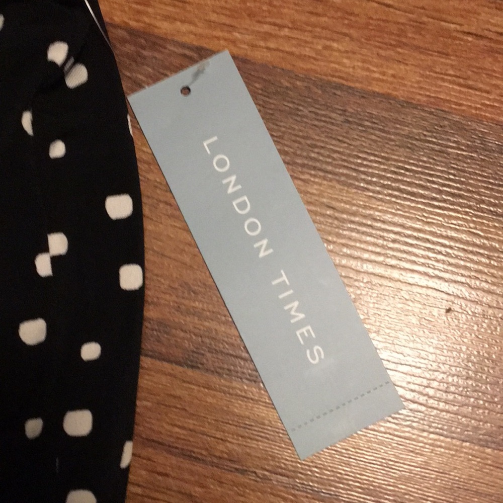 London Times Happy Square Gaucho Jumpsuit - Picture 6 of 9